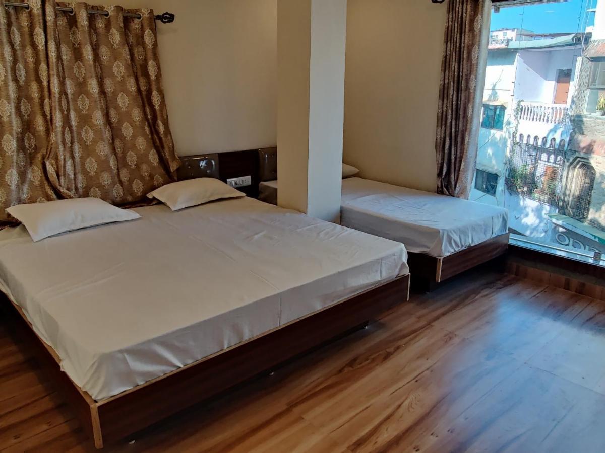 Hotel Shreeji Residency Pachmarhī المظهر الخارجي الصورة