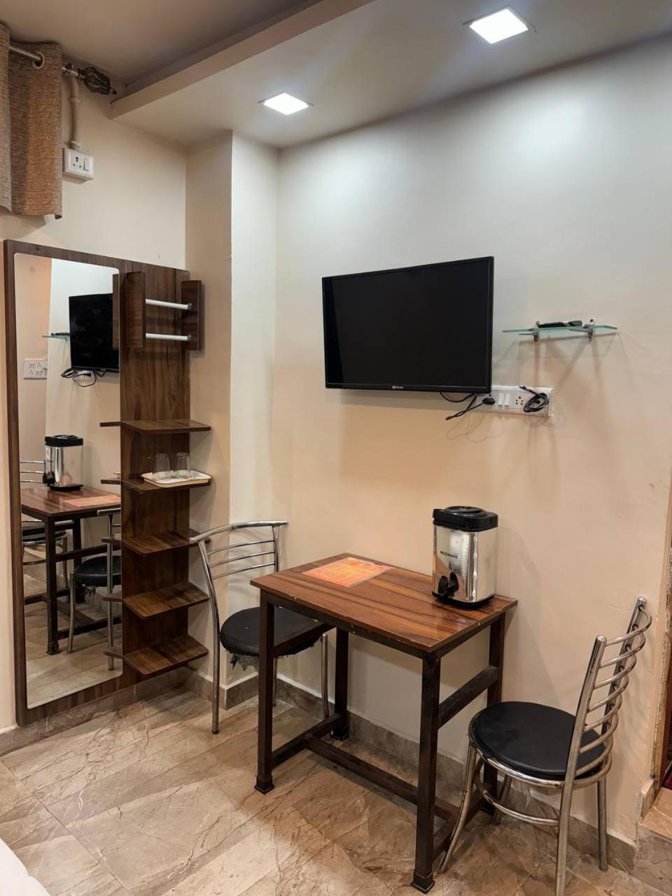 Hotel Shreeji Residency Pachmarhī المظهر الخارجي الصورة